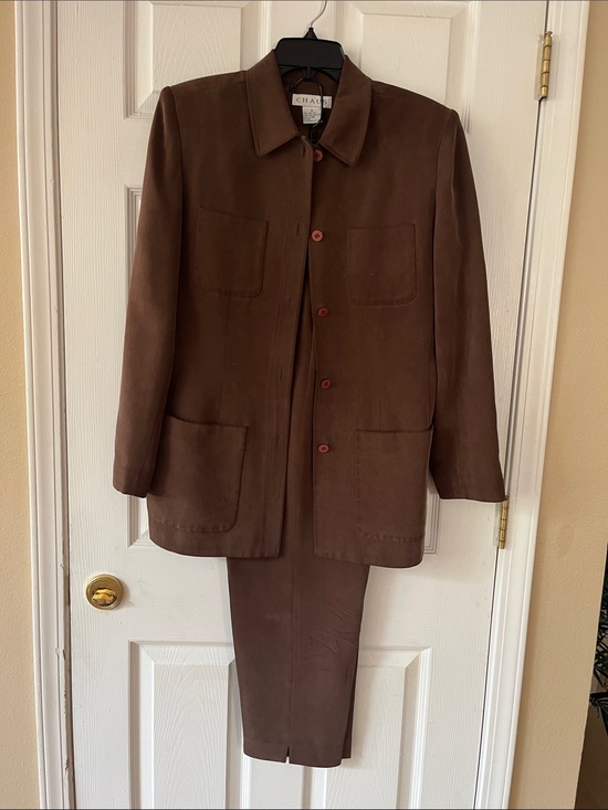 Chaus Jackets & Blazers - Chaus Women's Brown Button-Front Silk Suit
